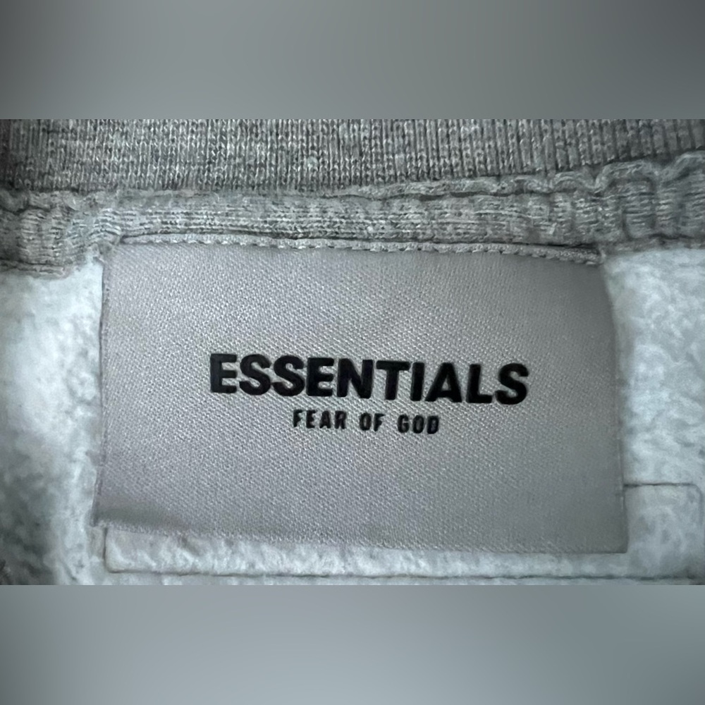 Fear of God Essentials Gray Sweatshirt - Picture 4 of 7